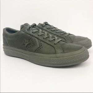 Converse Chuck Taylor low top 7.5